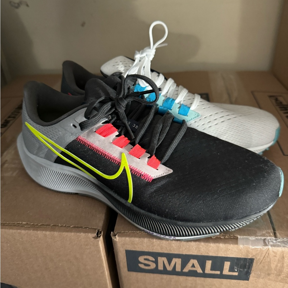 Nike Air Zoom Pegasus 38 LE Smoke Grey Volt White Women’s Size 8.5